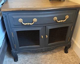Nightstands 2/2