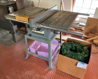 TABLE SAW