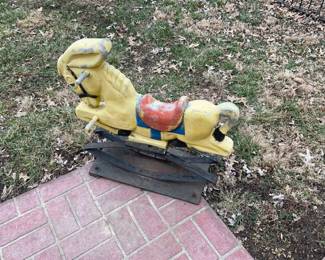PLAY GROUND HORSE