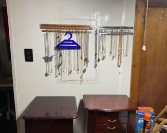 MISCELLANEOUS JEWELRY