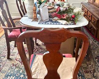 Dining Room TAble and Chairs