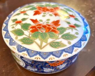 Small Lidded Dish