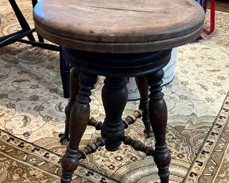 Vintage round ball/claw piano stool