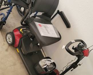 Jazzy Pride  GoGo Scooter (Brand New)