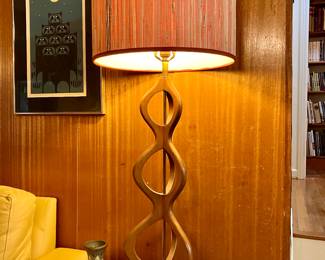 Modeline lamp