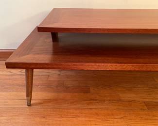 BEAUTIFUL Mid-Century Modern 2 Tier Coffee Table W/ Brass Capped Legs
