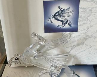 LARGE SWAROVSKI COLLECTION OF 185 FIGURINES! (SOME W/ BOXES)