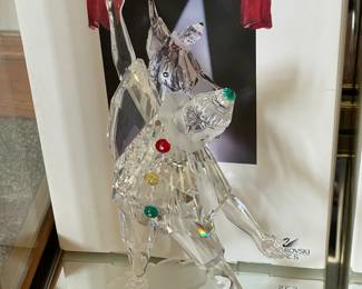 LARGE SWAROVSKI COLLECTION OF 185 FIGURINES! (SOME W/ BOXES)