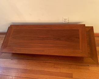 BEAUTIFUL Mid-Century Modern 2 Tier Coffee Table W/ Brass Capped Legs