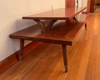 BEAUTIFUL Mid-Century Modern 2 Tier Coffee Table W/ Brass Capped Legs