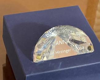 LARGE SWAROVSKI COLLECTION OF 185 FIGURINES! (SOME W/ BOXES)