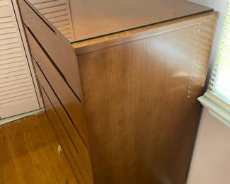 Vintage Mid-Century Modern 5 Drawer Walnut Highboy Dresser By Stanley