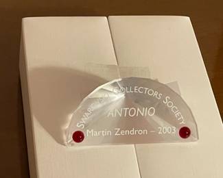 LARGE SWAROVSKI COLLECTION OF 185 FIGURINES! (SOME W/ BOXES)