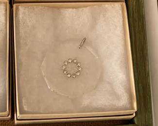 LARGE SWAROVSKI COLLECTION OF 185 FIGURINES! (SOME W/ BOXES)