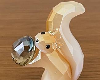 LARGE SWAROVSKI COLLECTION OF 185 FIGURINES! (SOME W/ BOXES)