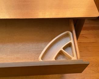 FABULOUS 1960s Mid-Century Modern Mainline For Hooker Furniture Floating Walnut Wood Executive Desk W/ ORIGINAL Upholstered Chair