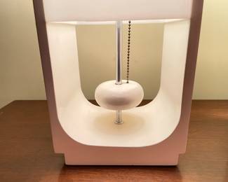 WORKING Vintage Mid-Century Modern 1960s Set Of 2 Table Lamps W/ White Wood Lacquered Bases, Plexiglass Shades, & Ball Pull-Chain Switches By Modeline (California)