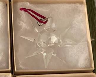 LARGE SWAROVSKI COLLECTION OF 185 FIGURINES! (SOME W/ BOXES)