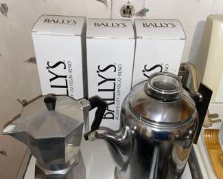 Metal Tea & Coffee Pots