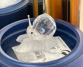 LARGE SWAROVSKI COLLECTION OF 185 FIGURINES! (SOME W/ BOXES)