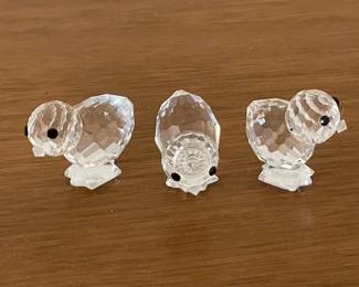 LARGE SWAROVSKI COLLECTION OF 185 FIGURINES! (SOME W/ BOXES)