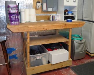 WORK BENCH