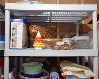 WE HAVE A LOT TO UN- PACK WILL BE ADDING PICTURES AS WE START UN-PACKING THIS AREA