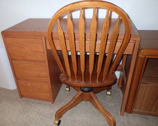 DESK - CHAIR