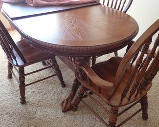 DINING TABLE / LEAVES / CAPTIONS CHAIR SIDE CHAIRS / PADS
