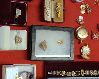 Assorted Gold jewelry 