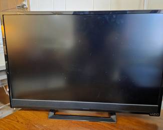 #22 Visio TV (no remote) - 24" Flat Screen $45.00