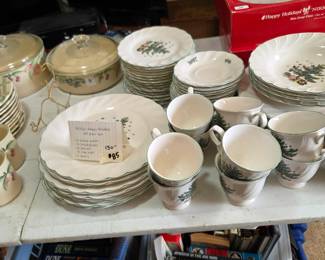 #85 Nikko Happy Holidays 65 pc Set $130.00