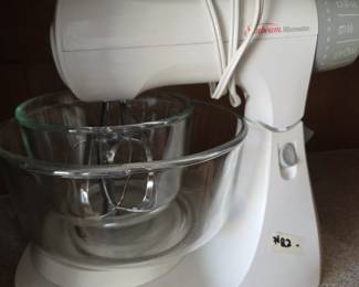 #83 Sunbeam Stand Mixer w/2 bowls & Mixer $25.00