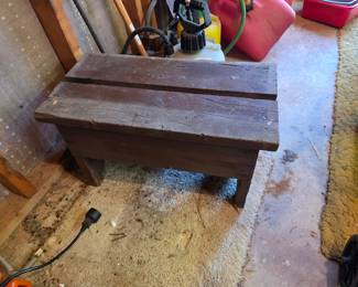 #111 Wood Bench - 24x12x13 $20.00