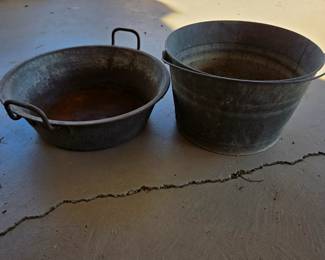 #93 Set of 2 Galvanized Bucket w/handle and Small double handled Galvanized Pan $25.00
