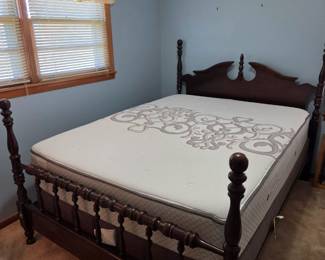 #61 Wood 4 post Full/Queen Headboard/Footboard w/metal rails $175.00