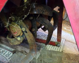 #106 Troy-Bilt Electric Start Roto Tiller Horse Model $750.00