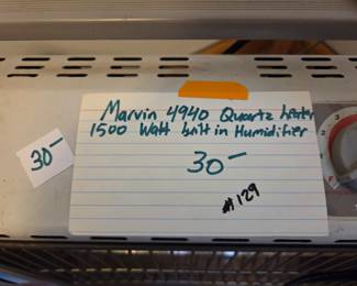 #129 Marvin 4940 Quartz heater 1500 Watt built in humidifier $30.00