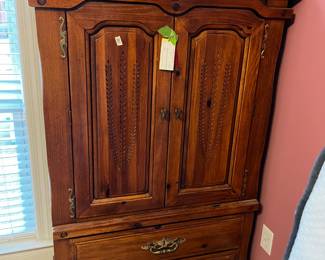 #31  wood batcher chest with 4 drawer 40x18x60	 $35.00 	   
