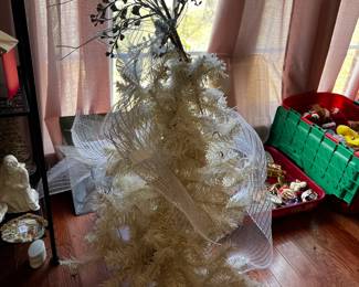 #363	christmas	vintage white 2 foot tree	 $20.00 			
