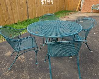 Outdoor table and chairs
