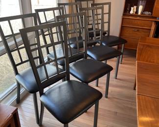 Set of 8 quality chairs