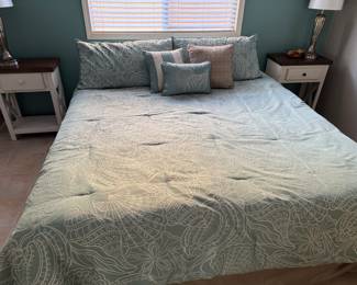 King comforter set
King sleep number matress