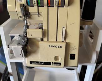 Singer sewing machine with case