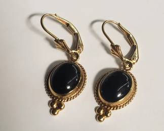 Lot # : 25 - 14k gold and onyx earrings