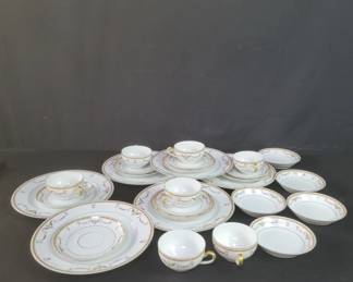 Lot # : 338 - Group of Bavaria porcelain dishes