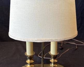 Lot # : 202z - Vintage brass table lamp