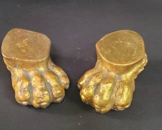 Lot # : 230 - Vintage chalk claw feet sculptures
