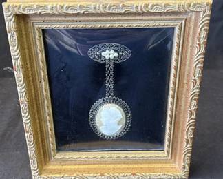 Lot # : 280z - Vintage framed cameo and pearl brooch