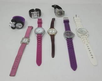 Lot # : 317 - Group of wrist watches